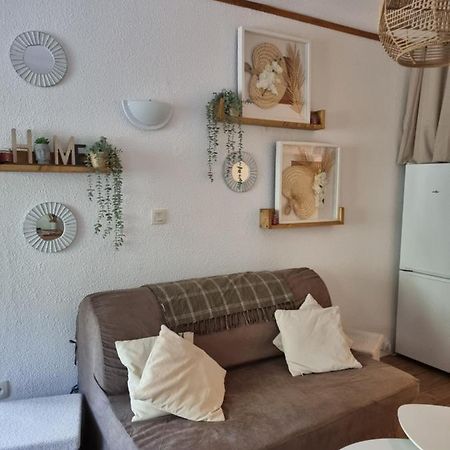 T2 Calvi Entierement Equipe A 150M De La Plage. Ngoại thất bức ảnh